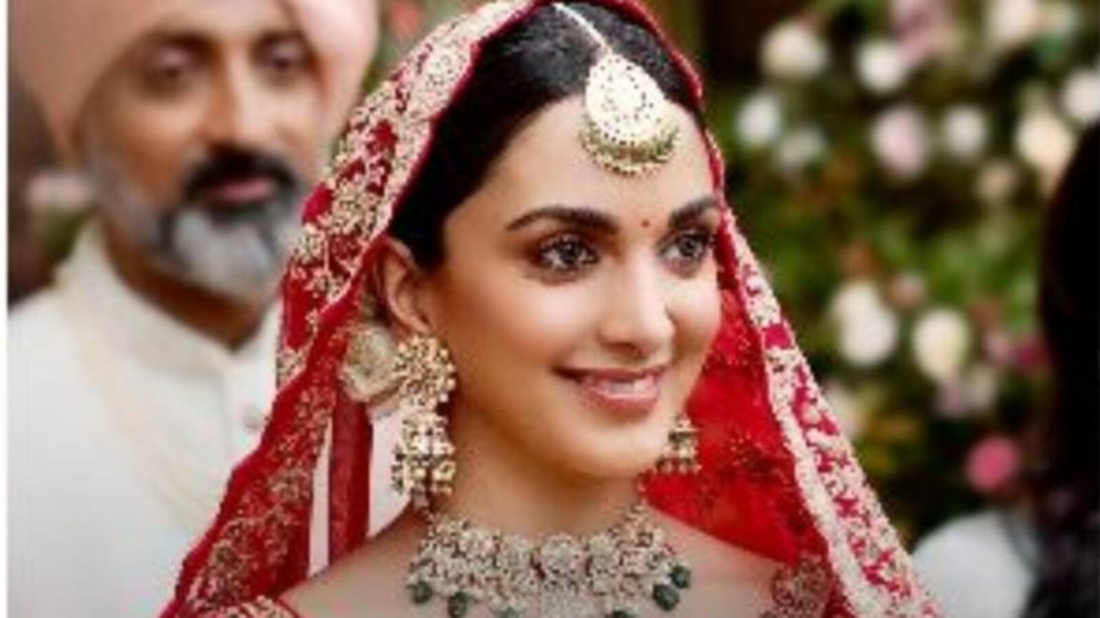 Kiara Advani's wedding look: 5 bridal beauty lessons to learn from the  actor