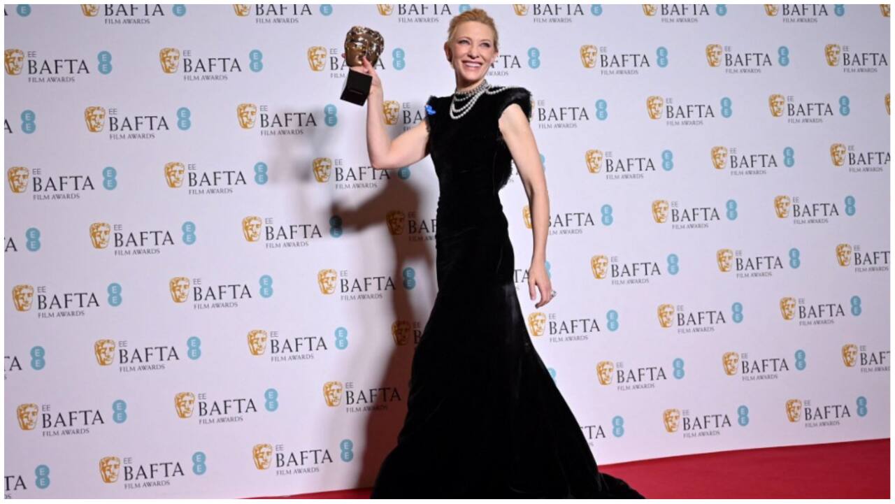 Cate Blanchett with her Best Actress BAFTA award for ‘Tar’. 