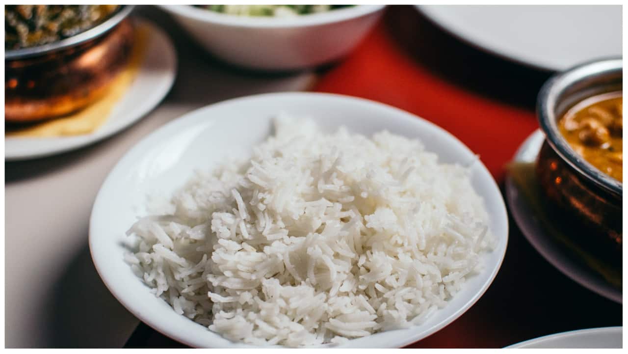 Global prices singe as India likely to keep up ban on rice exports till next year