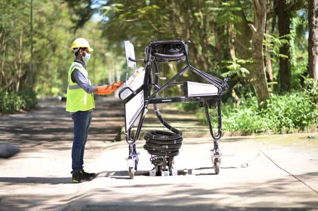 Genrobotics Innovations' sucking machines can be used as a temporary solution for sewers. But someone will still have to enter it to do the cleaning and unblocking. So, these machines are unable to do all the work that a human being does. (Photo courtesy Genrobotics Innovations)
