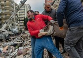Turkey and Syria earthquake kills 2,600, bad weather worsens plight