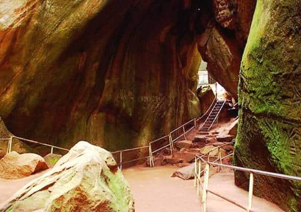 Edakkal Caves, Wayanad, Kerala. (Photo: Wikimedia Commons)
