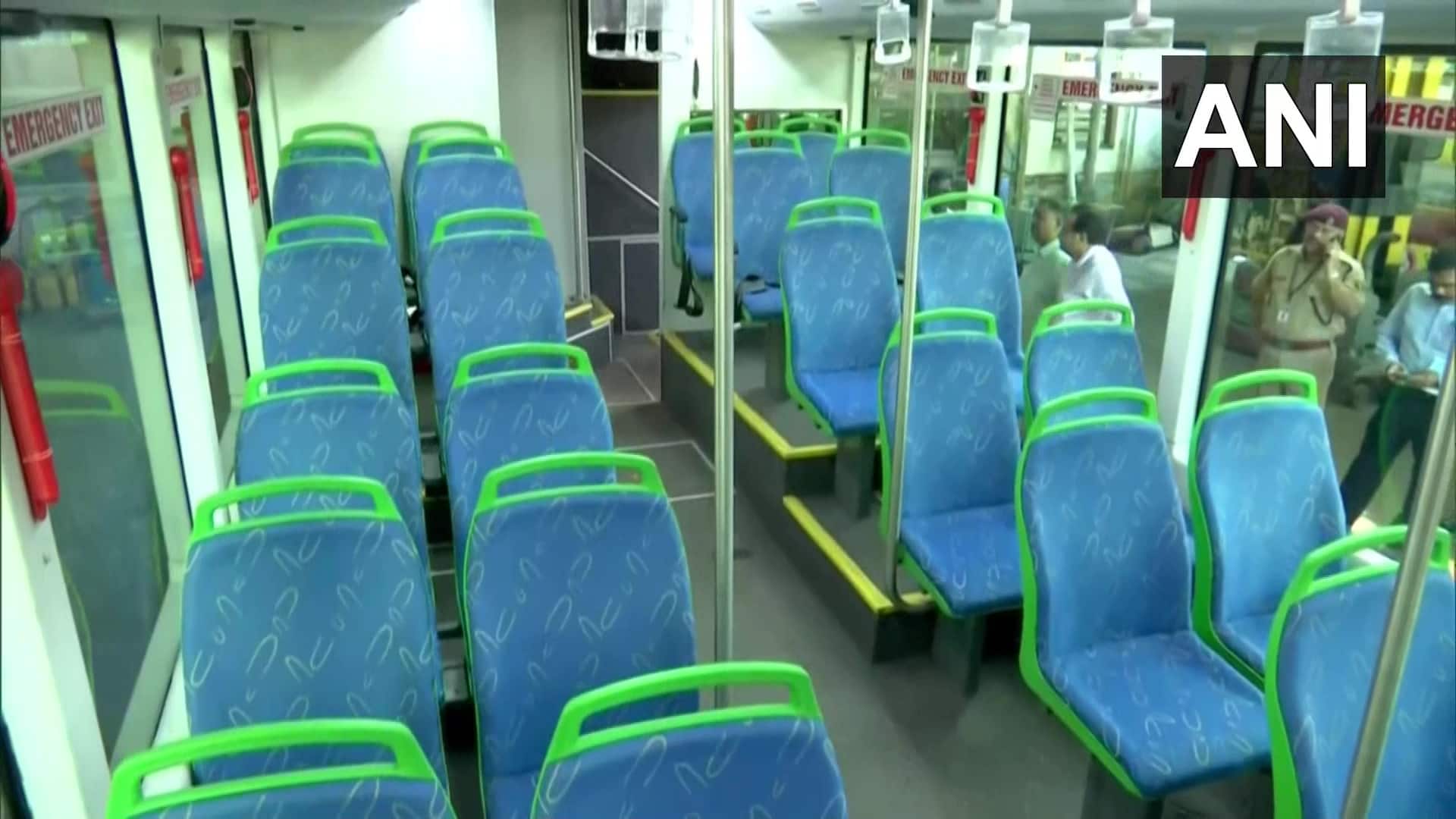 This electric double-decker bus provides the passengers with a seating capacity of 73, and will run between Kurla Bus Depot and Bandra Kurla Complex. Image Credits: ANI