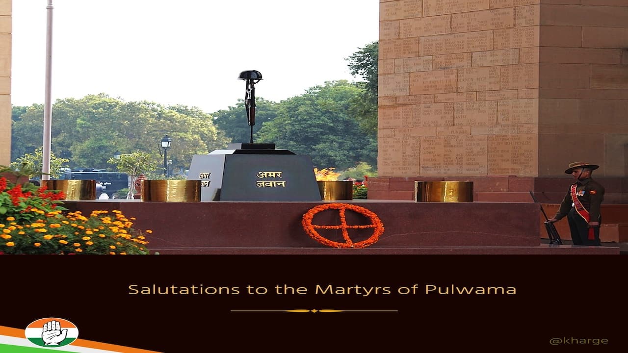 Congress president Mallikarjun Kharge also paid homage to the martyrs for their “supreme sacrifice”. He wrote on Twitter, &quot;We bow in reverence to the supreme sacrifice of the Pulwama martyrs. We remember their indomitable valour and courage in the service of the nation. Lest We Forget.&quot; (Photo: Mallikarjun Kharge)