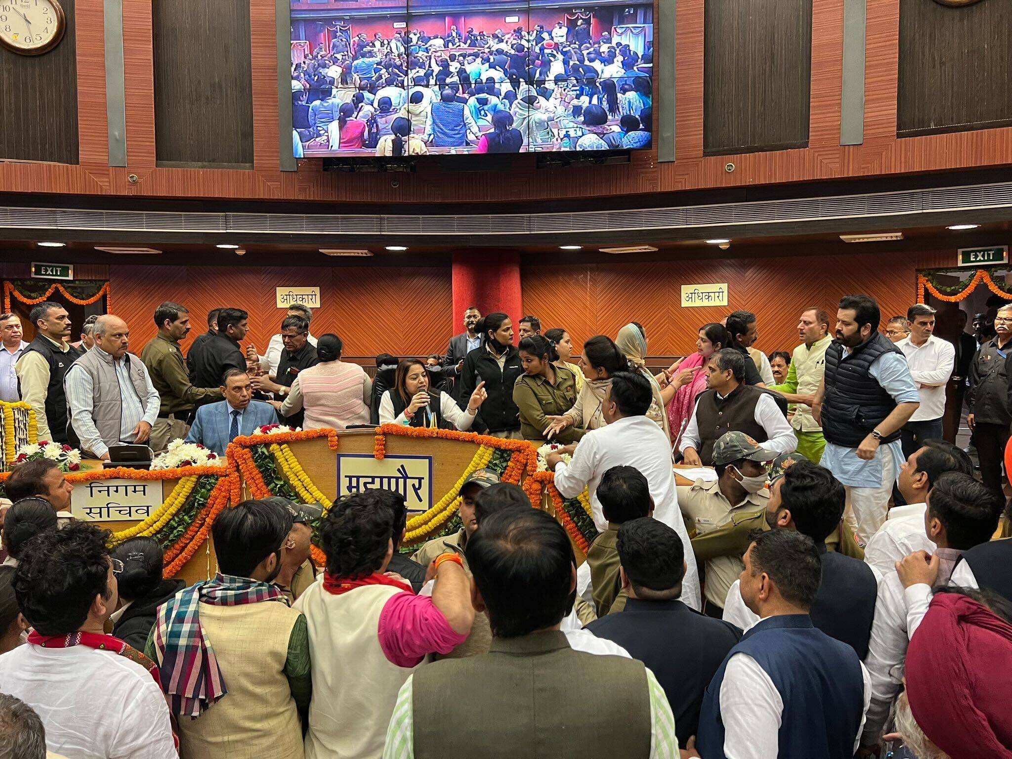Municipal Corporation of Delhi proceedings adjourned again. What happened?