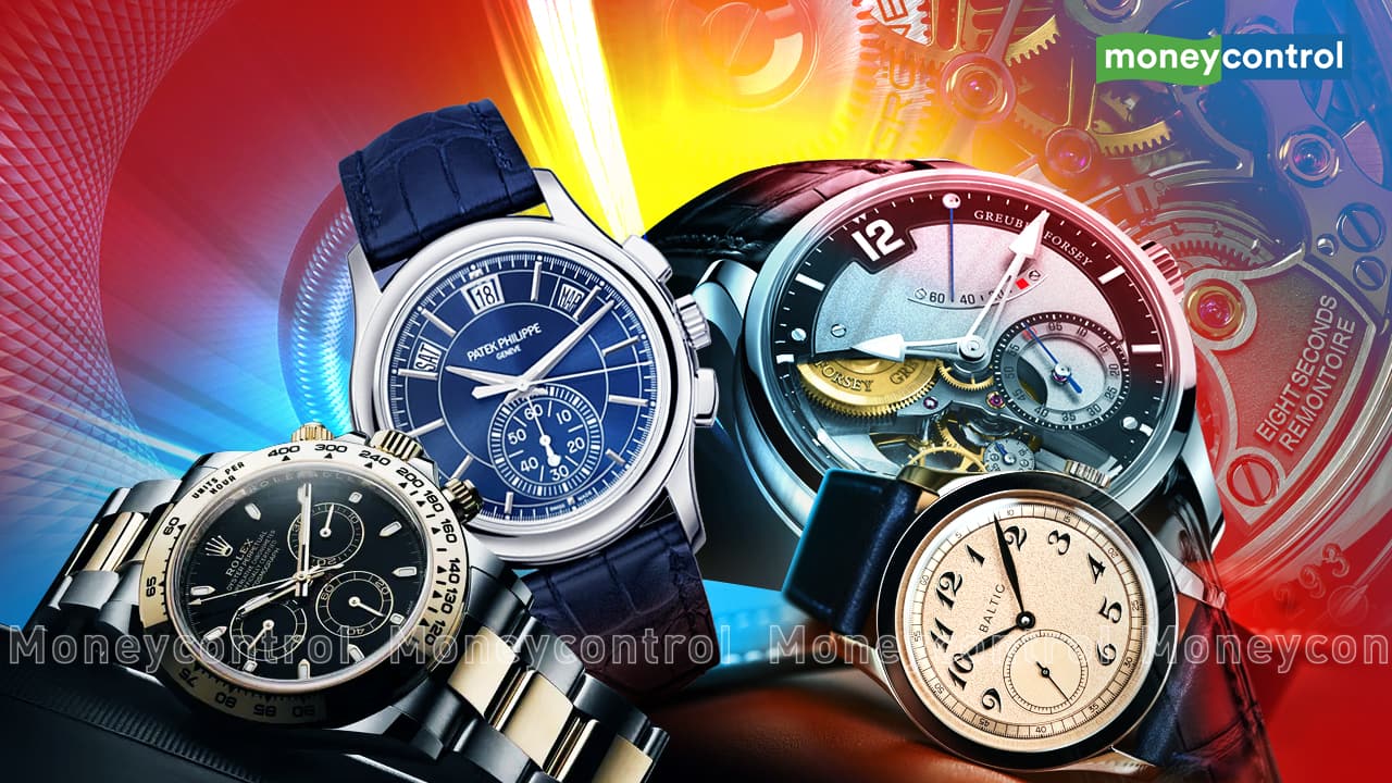 Watches advert hi-res stock photography and images - Alamy