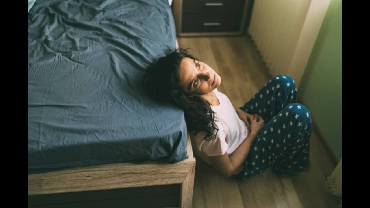Perimenopause, menopause symptoms: Hot flashes, clots, cramps, mood swings are signs of changes