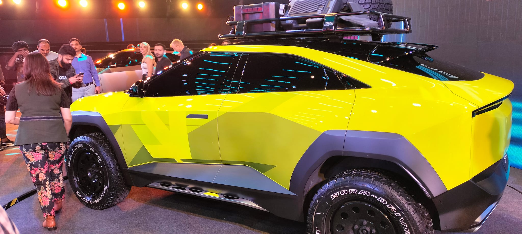 Multiple modifications made to the Rall-E's functions come in handy when it comes to off-roading. Apart from the enhanced bumper and aside, the vehicle is also inclusive of steel wheels with all-terrain tyres as well as a roof rack that holds spares and equipment. It also has a high ground clearance than the BE 05. Image Credits: Avishek Banerjee Multiple modifications made to the Rall-E's functions come in handy when it comes to off-roading. Apart from the enhanced bumper and aside, the vehicle is also inclusive of steel wheels with all-terrain tyres as well as a roof rack that holds spares and equipment. It also has a high ground clearance than the BE 05. Image Credits: Avishek Banerjee