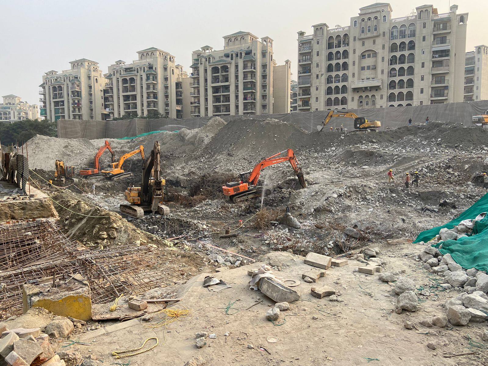 Noise levels around demolished Supertech Twin Towers exceed limits Noise levels around demolished Supertech Twin Towers exceed limits