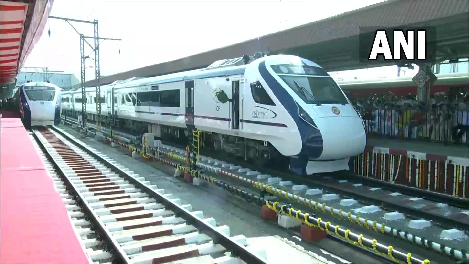 In Pics | PM Modi Flags Off Vande Bharat Express Trains From Mumbai To ...