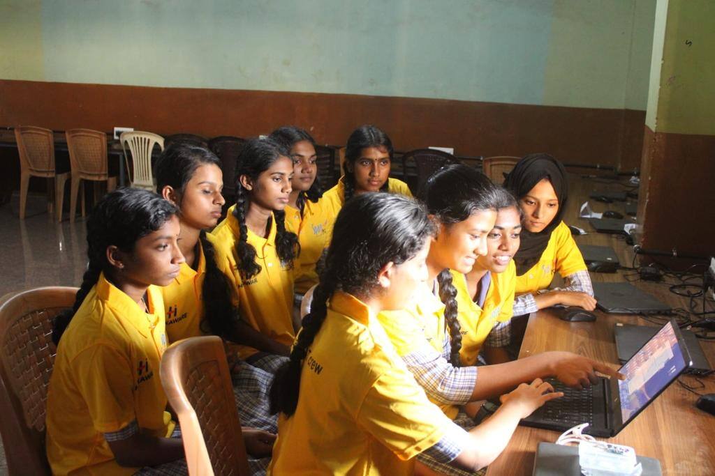 Meet the rocket girls