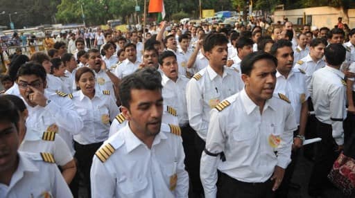 Airlines are expanding but where are the pilots?