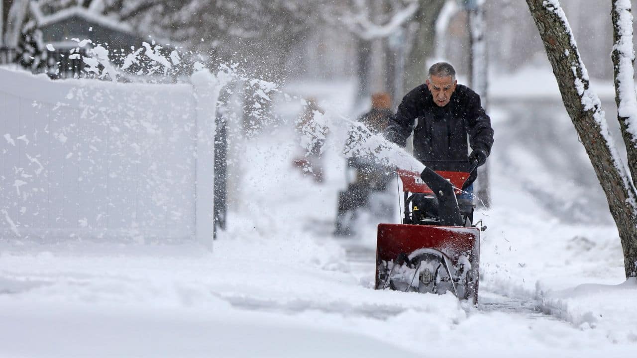 California wasn't the only area battered by fierce weather. The National Weather Service predicted that a powerful weather system would affect most of the lower 48 states into on March 2, with heavy snow across the Southwest and some portions of the High Plains but record high temperatures in the Gulf Coast into the Ohio Valley. Areas in the dividing line between hot and cold, such as the lower Mississippi Valley and Tennessee Valley, could see heavy rain, thunderstorms and some flash flooding. (Image: AP) California wasn't the only area battered by fierce weather. The National Weather Service predicted that a powerful weather system would affect most of the lower 48 states into on March 2, with heavy snow across the Southwest and some portions of the High Plains but record high temperatures in the Gulf Coast into the Ohio Valley. Areas in the dividing line between hot and cold, such as the lower Mississippi Valley and Tennessee Valley, could see heavy rain, thunderstorms and some flash flooding. (Image: AP)