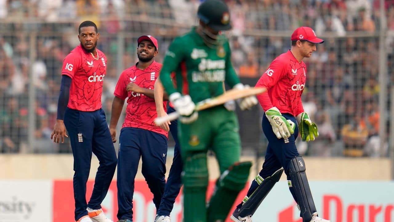 England also bowled superbly at the death, giving up only 27 runs in five overs to Bangladesh, and only one four. But Bangladesh capitalized on dropped catches to build a competitive total. (Source: AP)