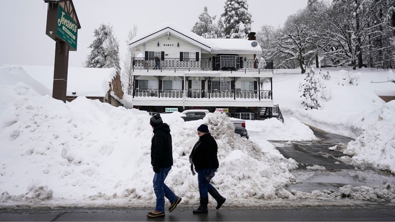Mammoth Lakes, traditionally one of the snowiest places in California, had nearly 4 feet (1.2 meters) of snow over the past three days. Snow drifts were taller than houses and crews were working around the clock trying to keep roads and sidewalks clear. The Mammoth Mountain ski resort has received 41.5 feet (12.6 meters) of snow since October and could be on a path to break the all-time snow season record of 55.7 feet (17 meters) set in 2010-2011. (Image: AP) Mammoth Lakes, traditionally one of the snowiest places in California, had nearly 4 feet (1.2 meters) of snow over the past three days. Snow drifts were taller than houses and crews were working around the clock trying to keep roads and sidewalks clear. The Mammoth Mountain ski resort has received 41.5 feet (12.6 meters) of snow since October and could be on a path to break the all-time snow season record of 55.7 feet (17 meters) set in 2010-2011. (Image: AP)