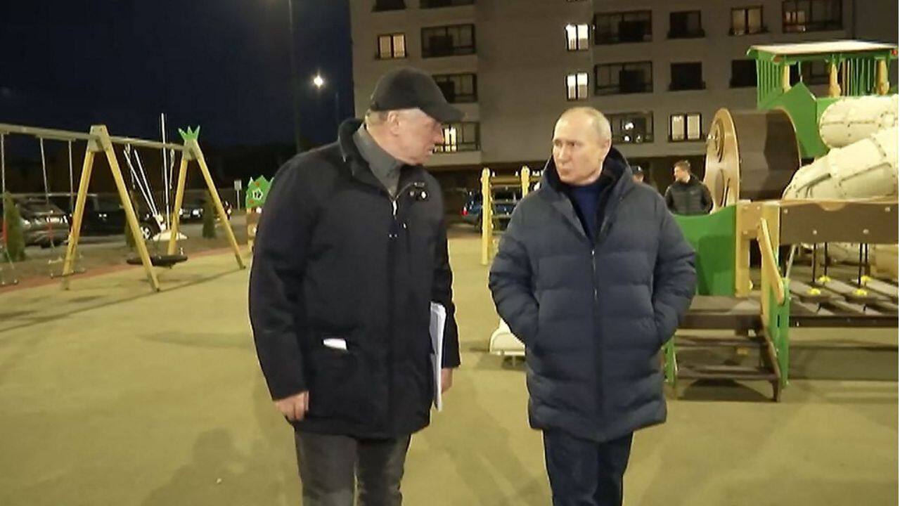 Vladimir Putin Visits Mariupol In First Trip To Occupied Ukraine Territory