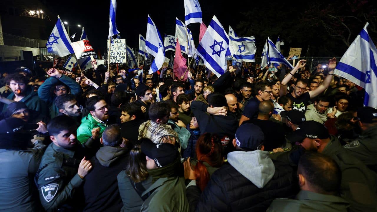 Israeli PM Netanyahu's dismissal of defense minister sparks mass protests