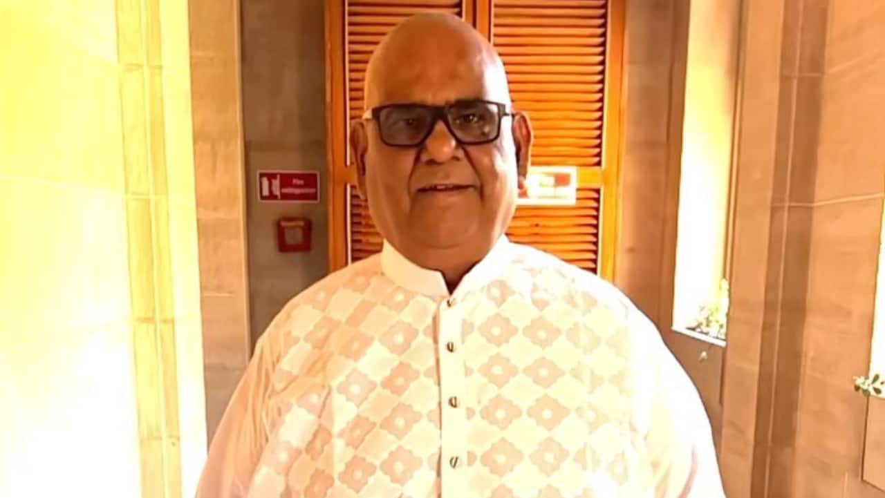 Remembering Satish Kaushik, the affable Calendar from Mr India and Ashok from Jaane Bhi Do Yaaron