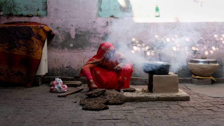 Singapore fund seeks $125 million for stoves in India, Kenya