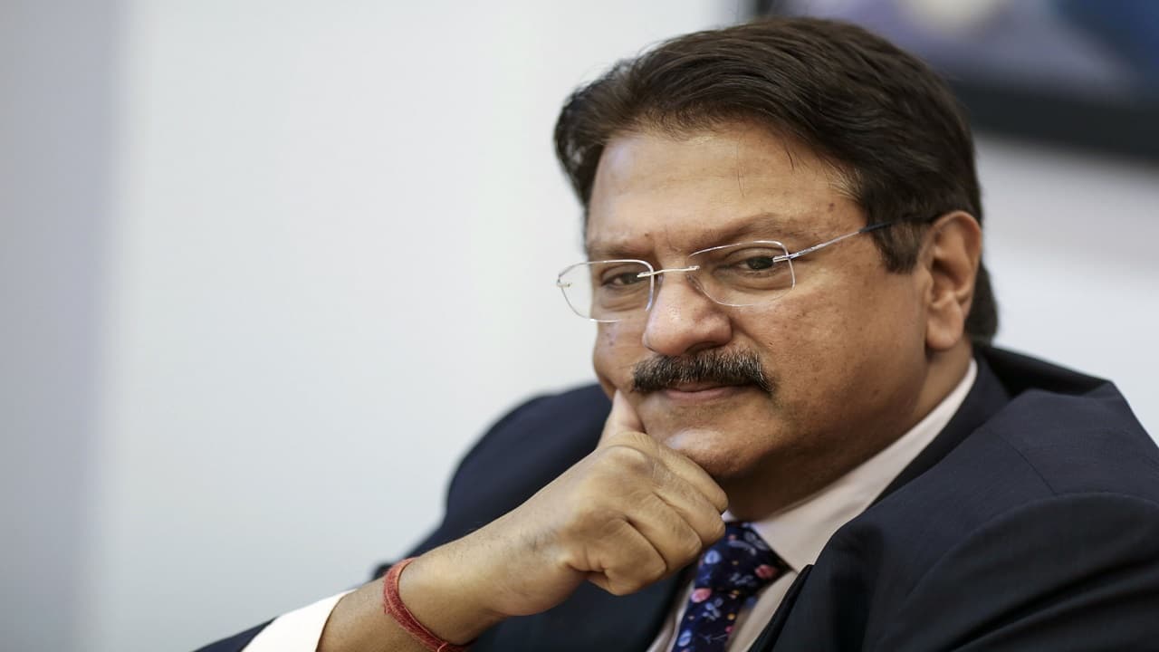 Ajay Piramal, TPG weighing exit from Shriram General