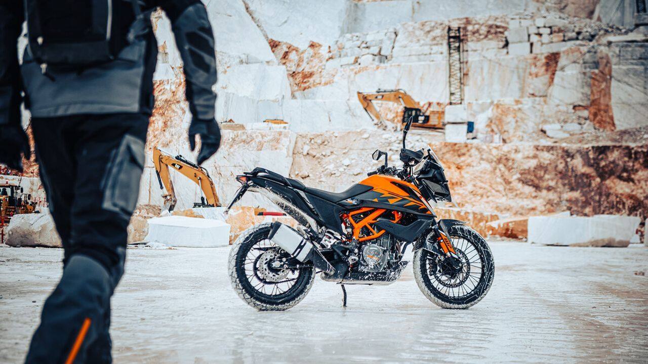 ktm 390 adventure cornering abs