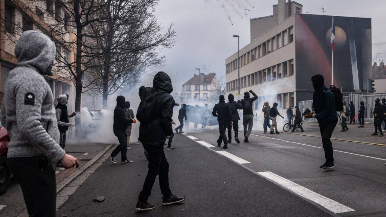 The nationwide figure still fell short of the 1.28 million people who marched on March 7, according to the government figures. Unions claimed a record 3.5 million people had protested across France, and 800,000 in the capital. (Source: AFP)