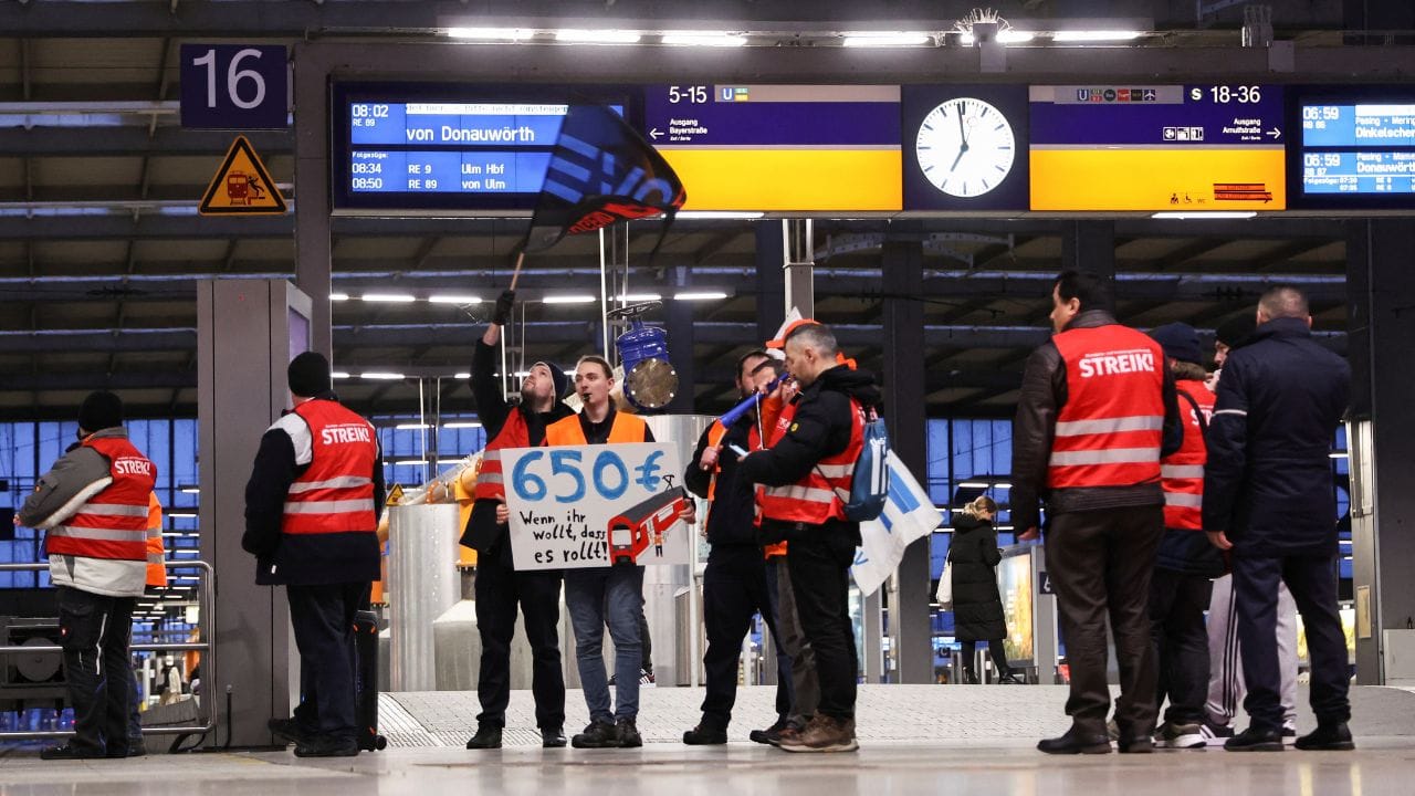 Striking workers wearing high-vis jackets blew horns and whistles, held up banners and waved flags during protests. Germany, which was heavily dependent on Russia for gas before the war in Ukraine, has been particularly hard hit by higher prices, with inflation rates exceeding the euro-area average in recent months. (Source: Reuters)