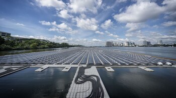 In April last year, when demand shot up to about 215 GW, solar power comprised as much as 18 percent of the electricity generated during the day.