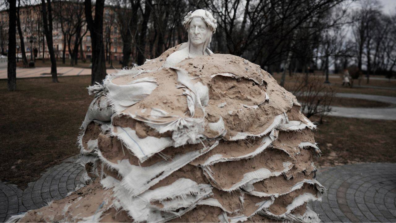 There are sandbags around the statues and anti-tank obstacles by the side of the streets, trenches in the nearby forests and land mine warnings in the woods. (Source: AP) There are sandbags around the statues and anti-tank obstacles by the side of the streets, trenches in the nearby forests and land mine warnings in the woods. (Source: AP)
