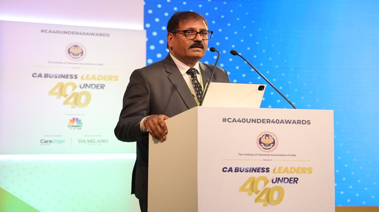 CA. Durgesh Kabra, Chairman, CMIB, ICAI
