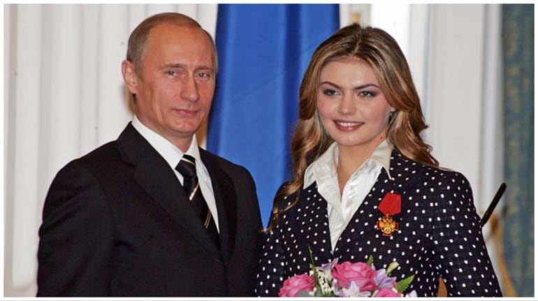 Vladimir Putin, girlfriend reportedly live in a secret, 'golden palace'  hidden from the world