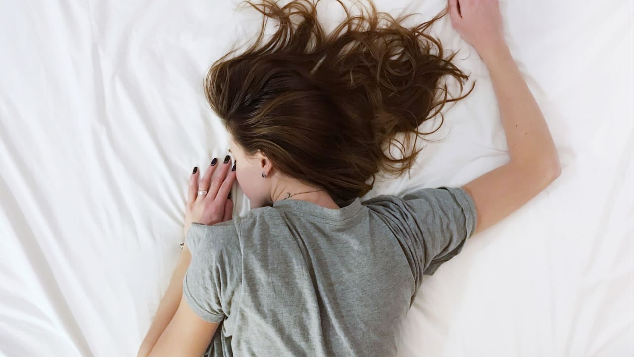 Wake up, it’s time to sleep! Wake up, it’s time to sleep!