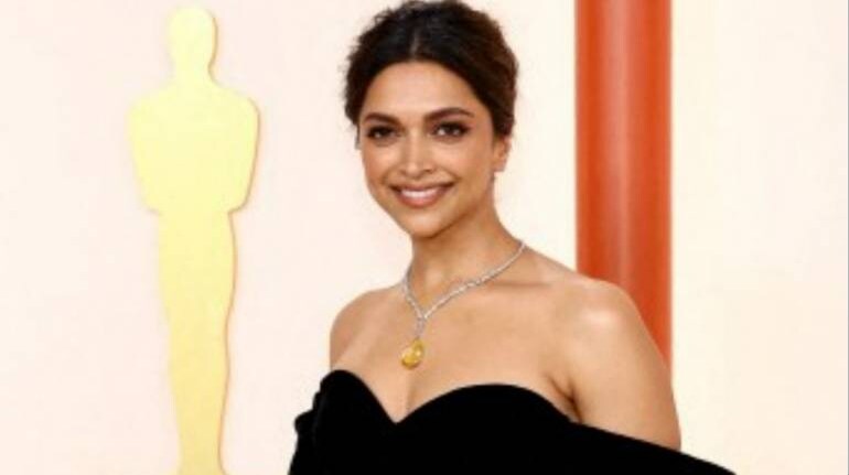 Watch: Deepika Padukone makes her debut on the Oscars stage
