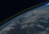 Harvard physicist to search the ocean for interstellar meteor. He believes it could be alien tech