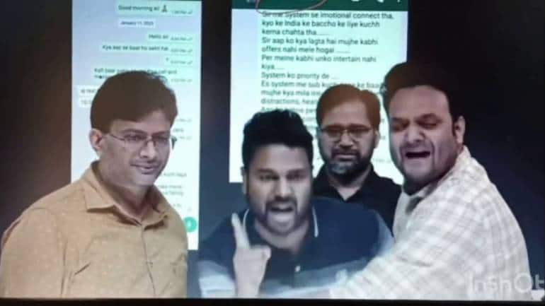 Former PhysicsWallah teachers cry on camera over allegations of Rs 5 crore bribe - Vimarsana News