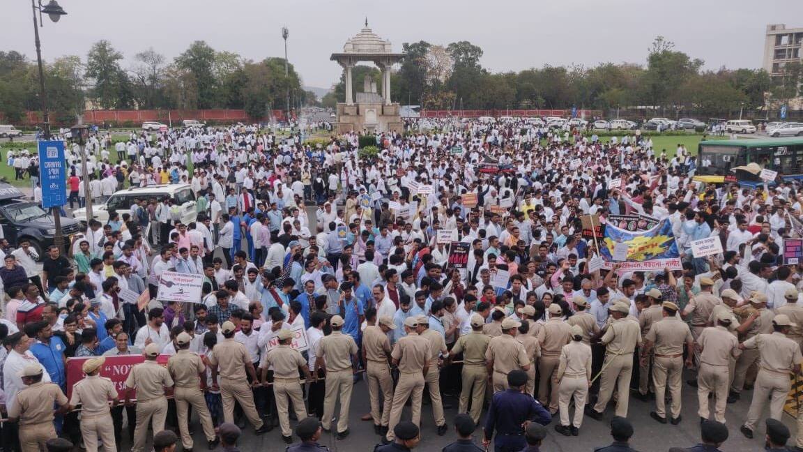 Why Rajasthan doctors are refusing Gehlot's Right to Health pill Why Rajasthan doctors are refusing Gehlot's Right to Health pill