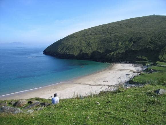 Keem Bay, located past Dooagh village in the west of Achill Island in County Mayo, Ireland. (Photo: Wikimedia Commons)