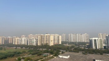 DLF loses Rs 1,839 crore mega Noida land deal to M3M
