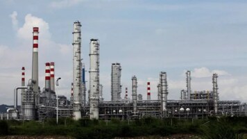 Reliance Industries to temporarily shut some Jamnagar units for maintenance