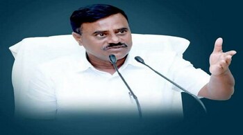 Karnataka Polls: Stating that he was resigning as JD(S) legislator with a lot of pain, he claimed that he was forced to take such a step by the party leadership, who expelled him on the basis of "false allegations." (Picture Credits: ANI)