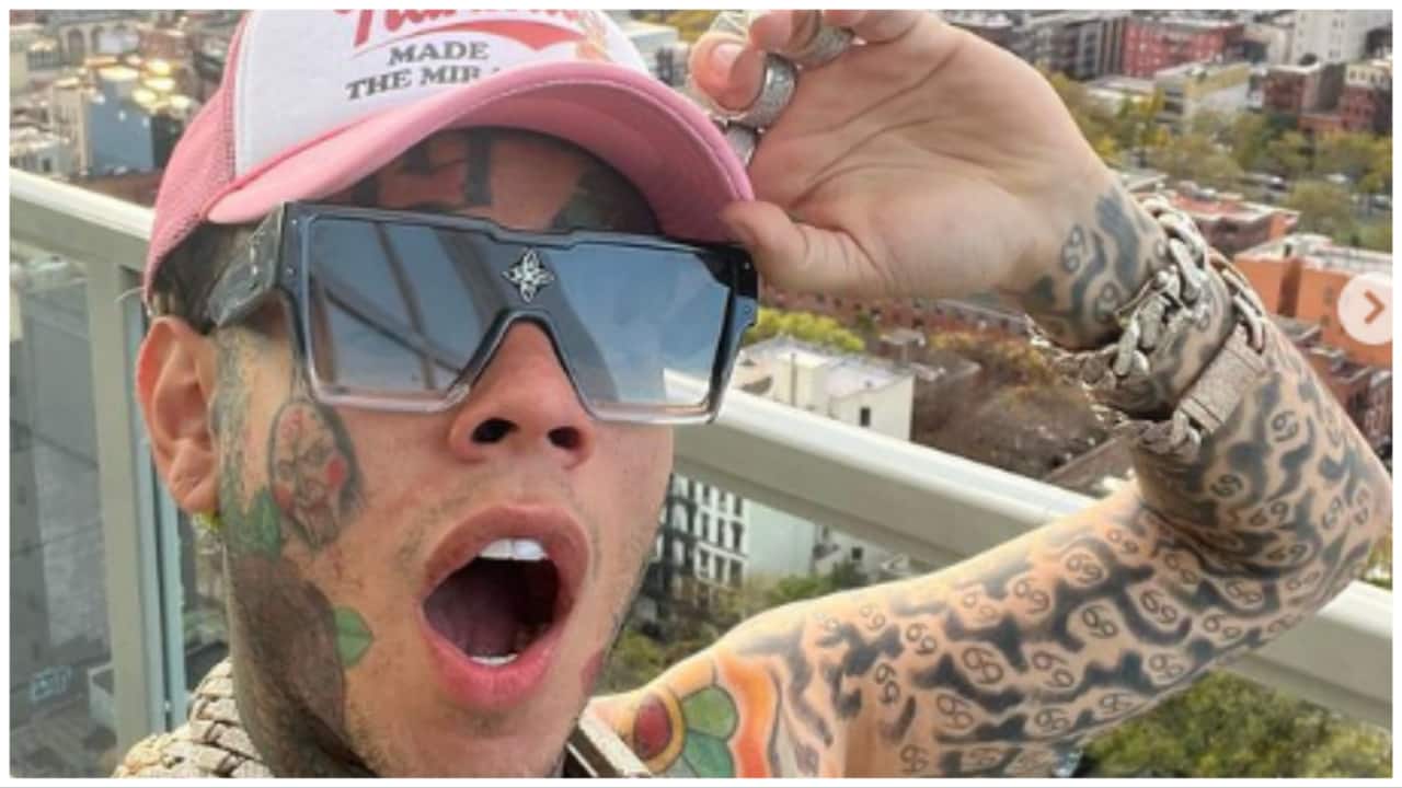 Rapper 6ix9ine shows off SpongeBob toy signed by Nicolás Maduro in prison