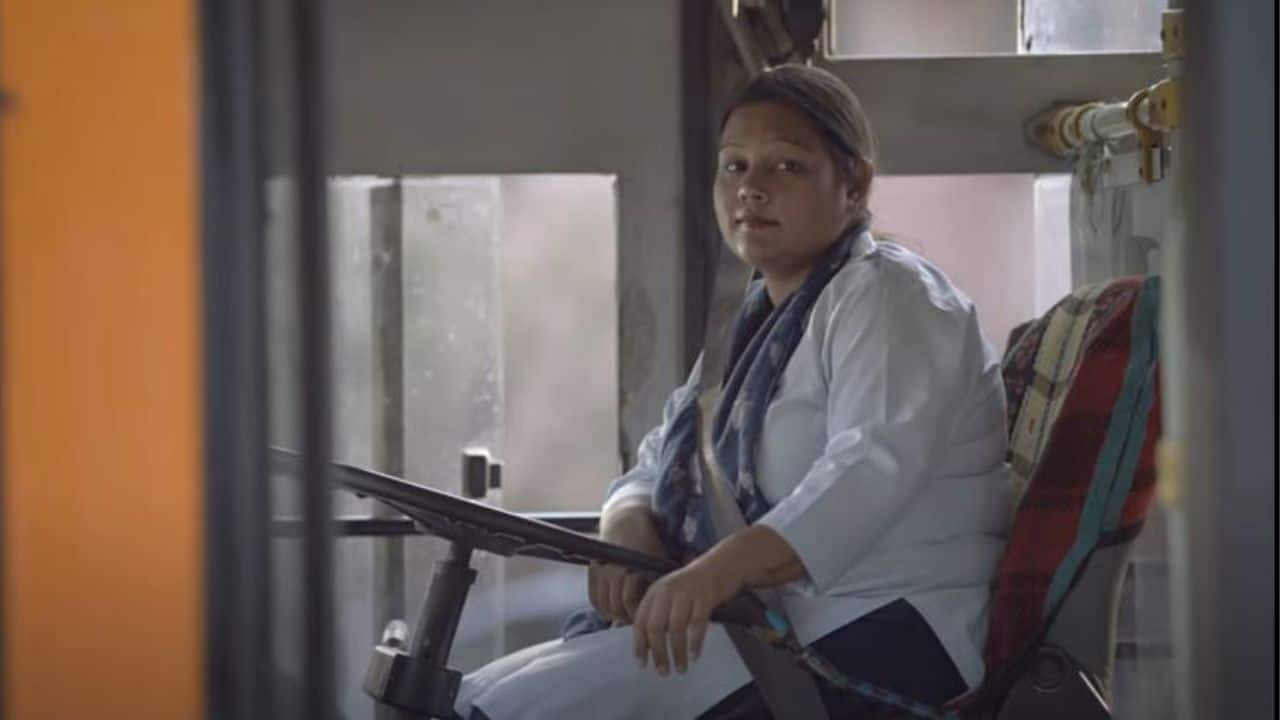 Why are Indian women dropping out of workforce at an alarming rate?