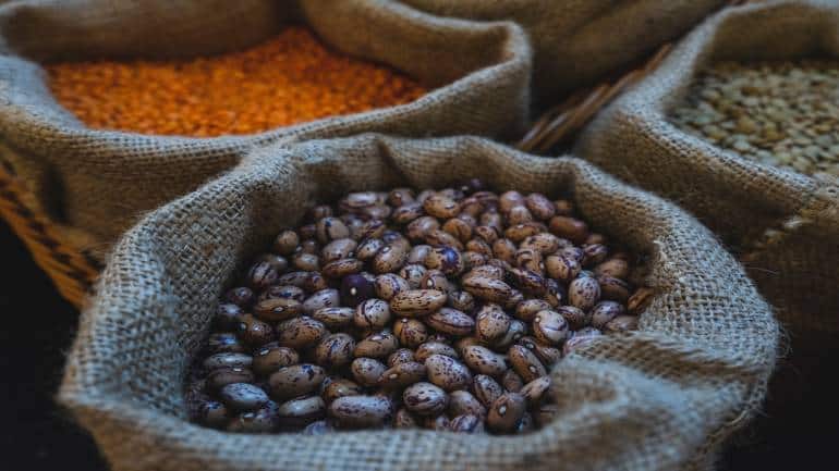 Sowing of pulses continues to lag, but not to worry, says govt - Vimarsana News