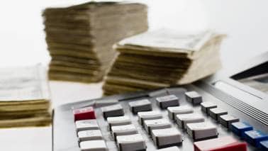 Salaries to rise in India next year; biggest pay hikes expected in these sectors: Survey