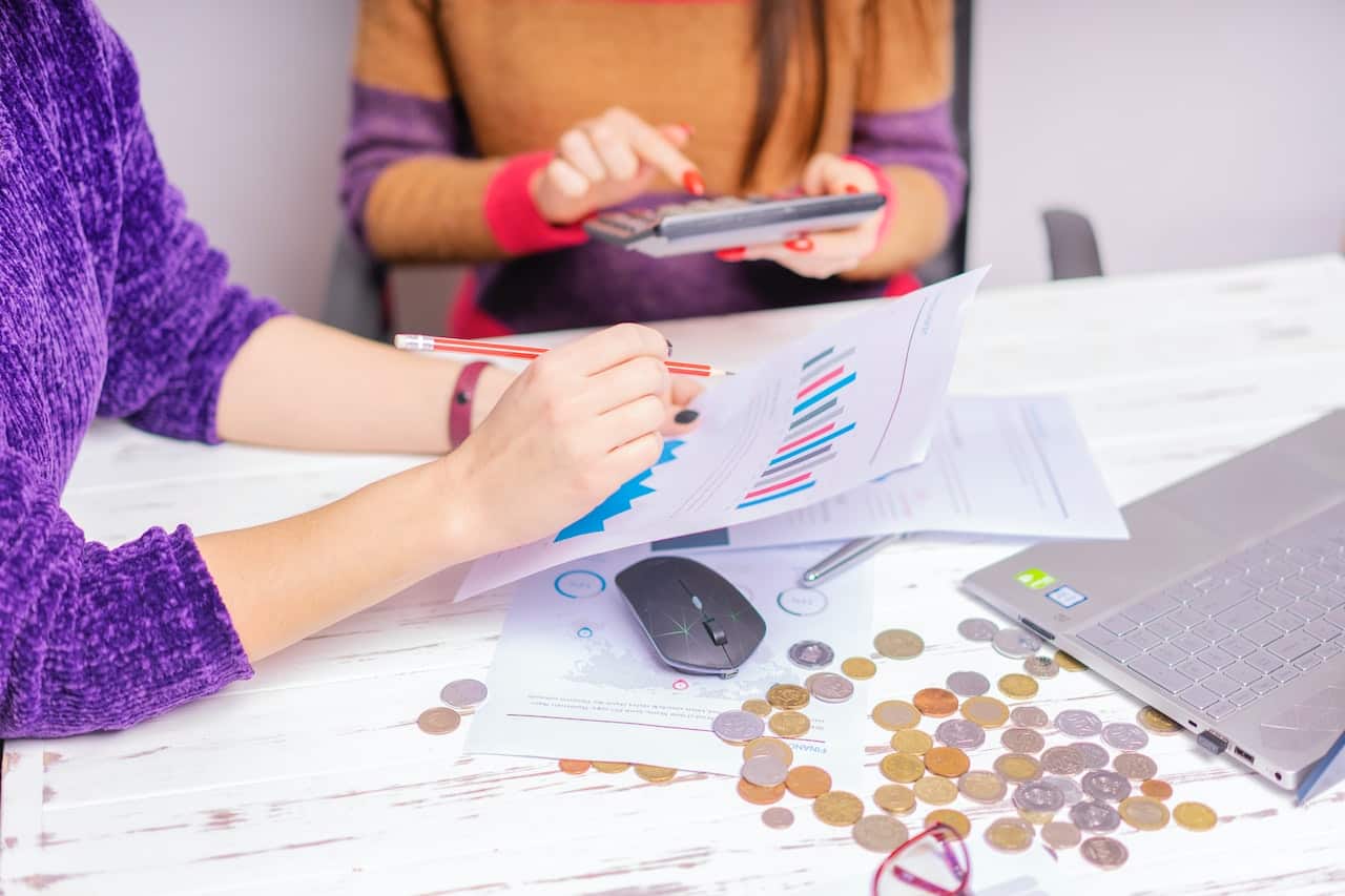 Ladies, take charge of your finances! Six golden rules to get you started Ladies, take charge of your finances! Six golden rules to get you started