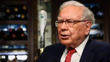 Buffett's Berkshire offloads more shares in Bank of America