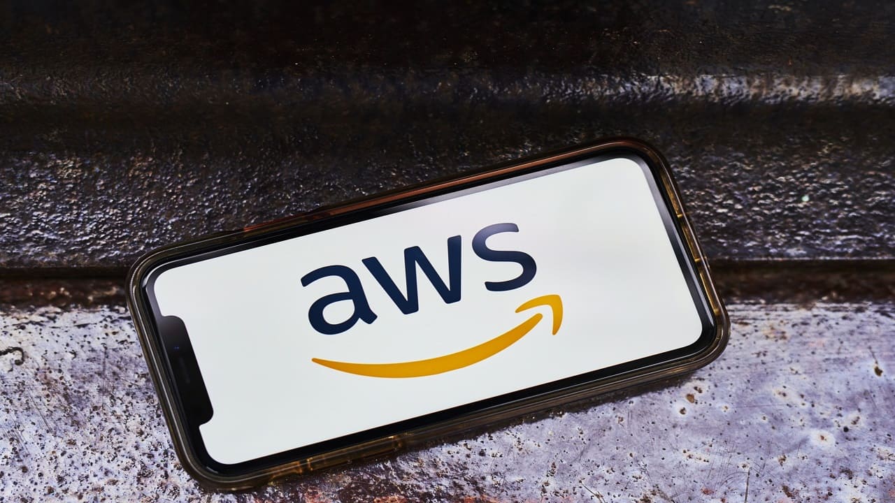 Amazon jolts investors with talk of cloud growth slowdown
