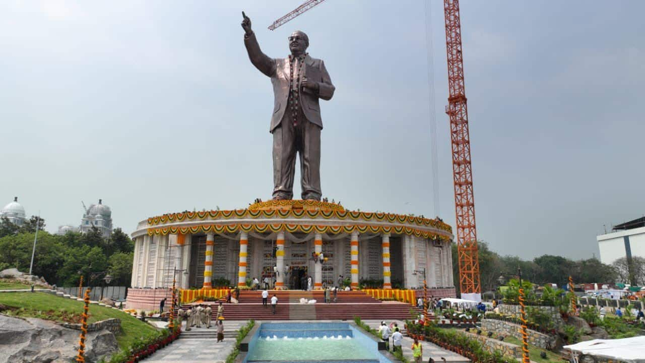 Ambedkar Jayanti 2023: Telangana CM Unveils 125-feet-long Statue Of B R ...