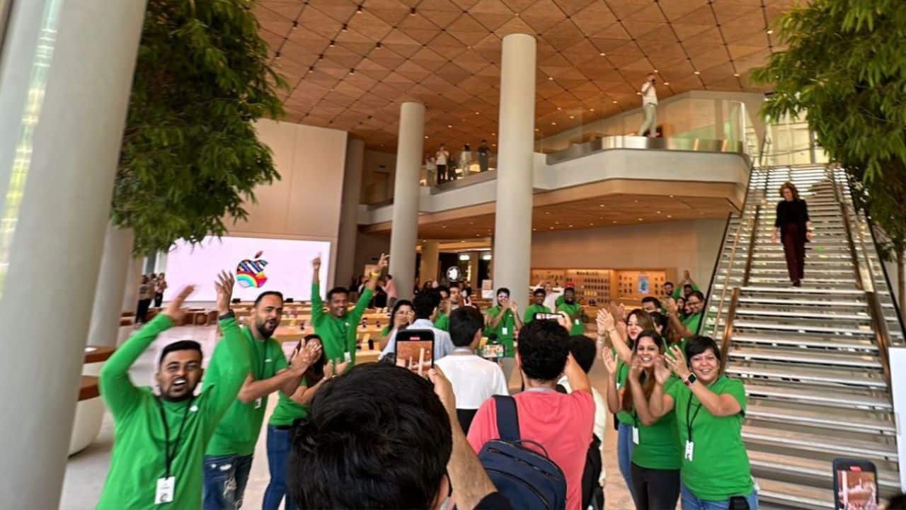 Apple BKC in Mumbai opens for customers this Tuesday - Apple
