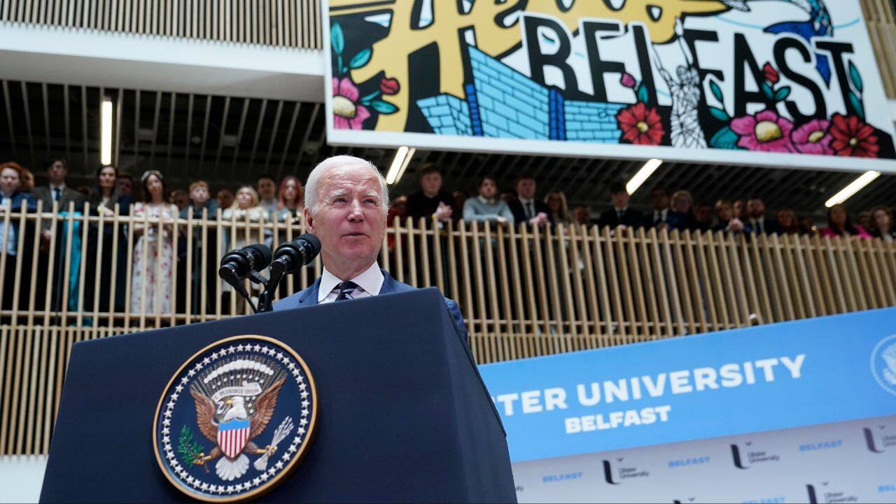 US President Joe Biden urged political compromise in Northern Ireland on April 12, using a brief visit to promote the benefits of enduring peace and investment, but faced heated criticism from pro-UK hardliners. (Image: AP)